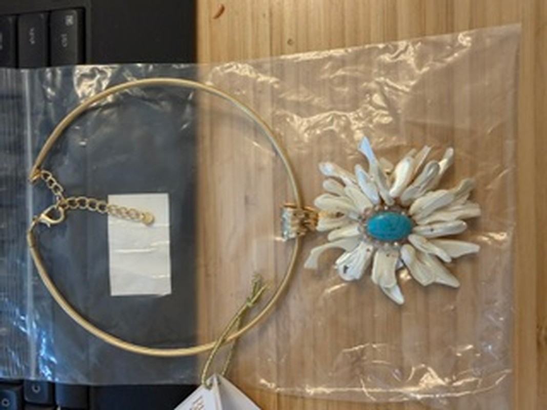 Shell Flower Necklace