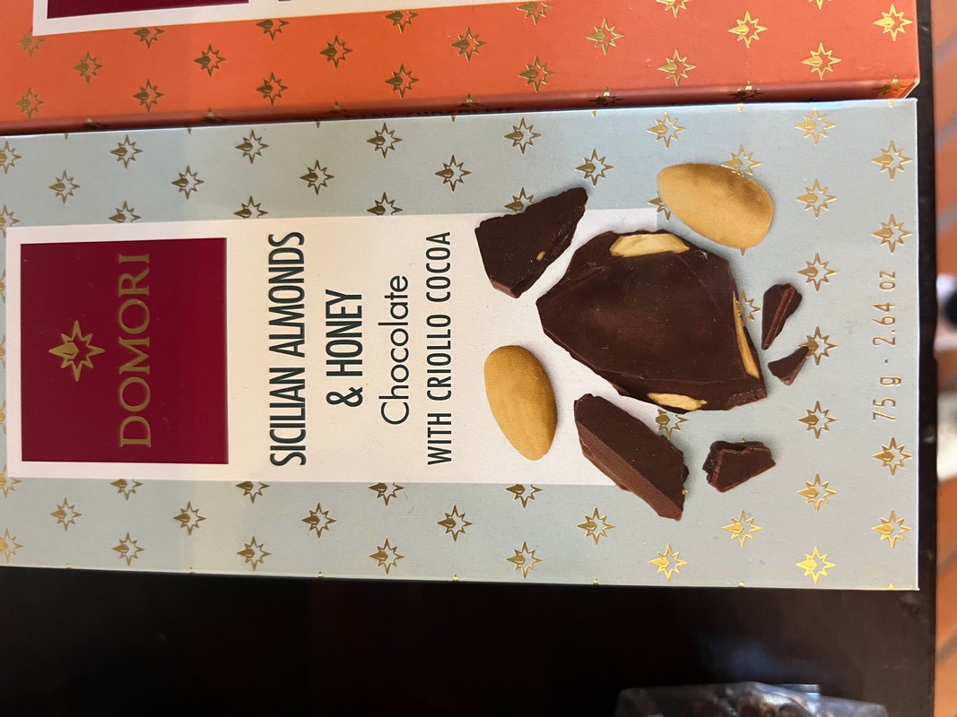 CHOCOLATE BAR W/ SICILIAN ALMONDS & HONEY