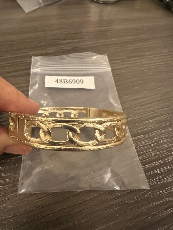 MG Textured Bangle Bracelet                    